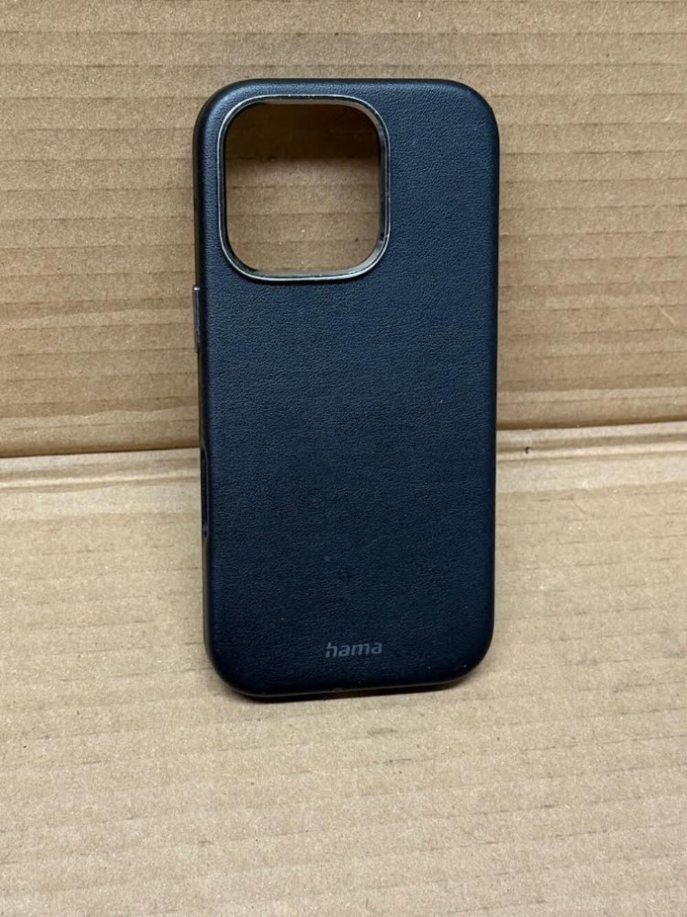 HAMA Matte Leatherette Case (for iPhone 16 Pro)